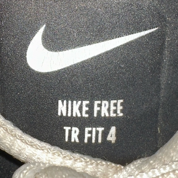 Nike Size 7.5 - Picture 7 of 7